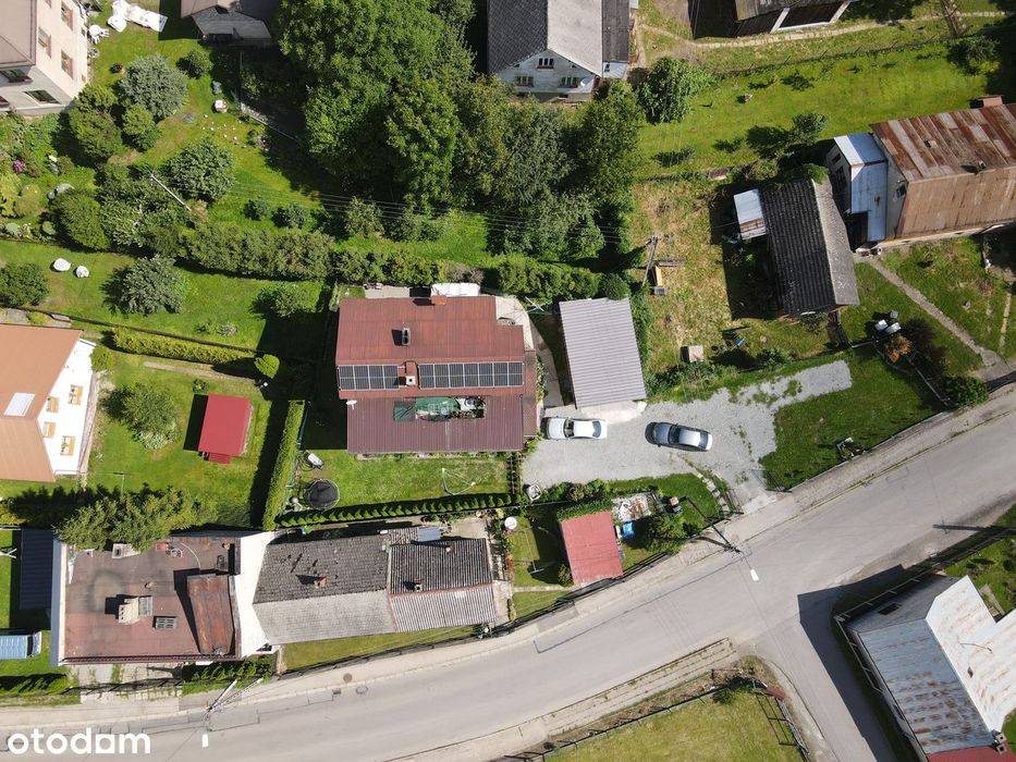 Na sprzedaż dom o pow. 210 mkw z podziałem na 2 lokale – Radziechowy.