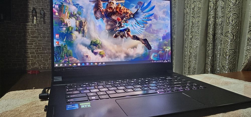 msi creator 15 RTX 3080  gaming laptop 15.6" 4k i7-11800h ram 16gb ssd 256