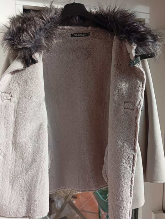 Casaco cinza da foursoul