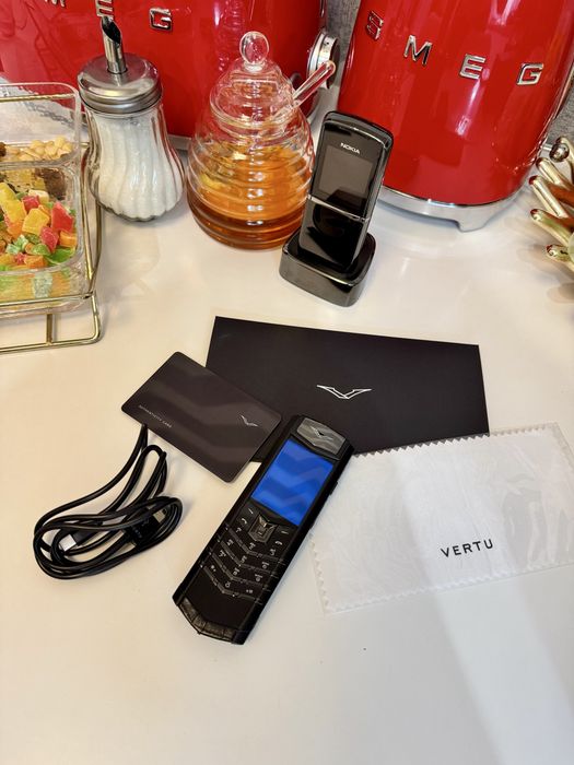 Телефон Vertu, vertu signature , верту