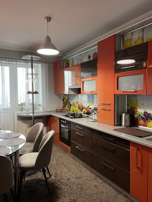 Продаж 3-кімн. квартири