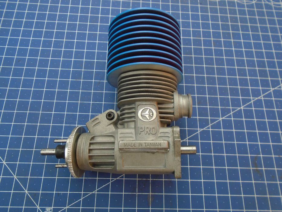 Silnik Thunder Tiger  Spalinowy 21  NITRO Modele RC Modelarski