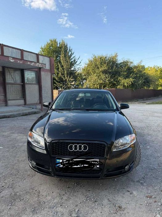 Автомобиль легковий