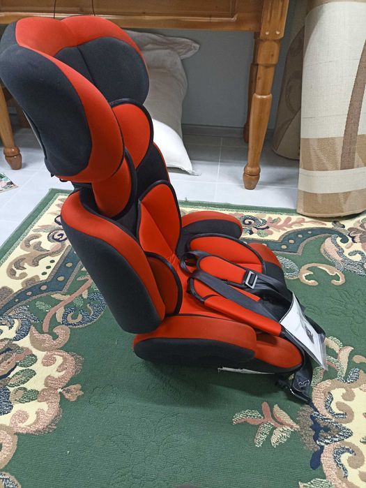 Дитяче автокрісло б/в