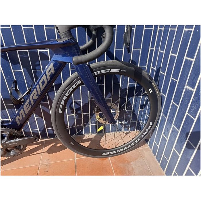 Merida reacto 6000 rodas carbono