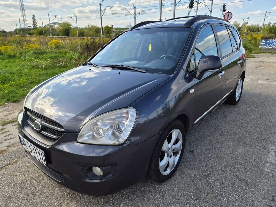 Kia Carens