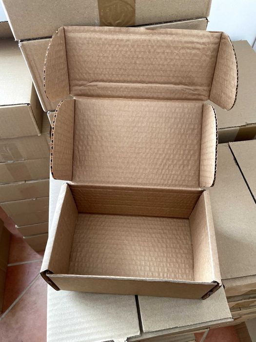 Caixas de Cartão Kraft - 212x127x88mm