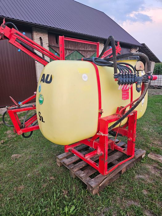 Opryskiwacz Rau 800l 12m