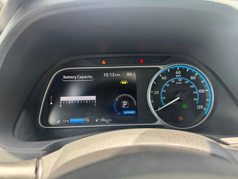 Nissan LEAF SL      2018