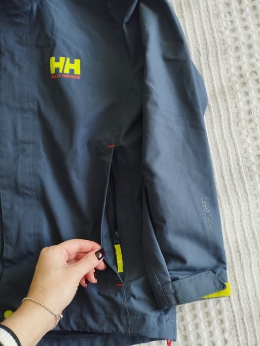 Куртка вітровка HELLY HANSEN 140