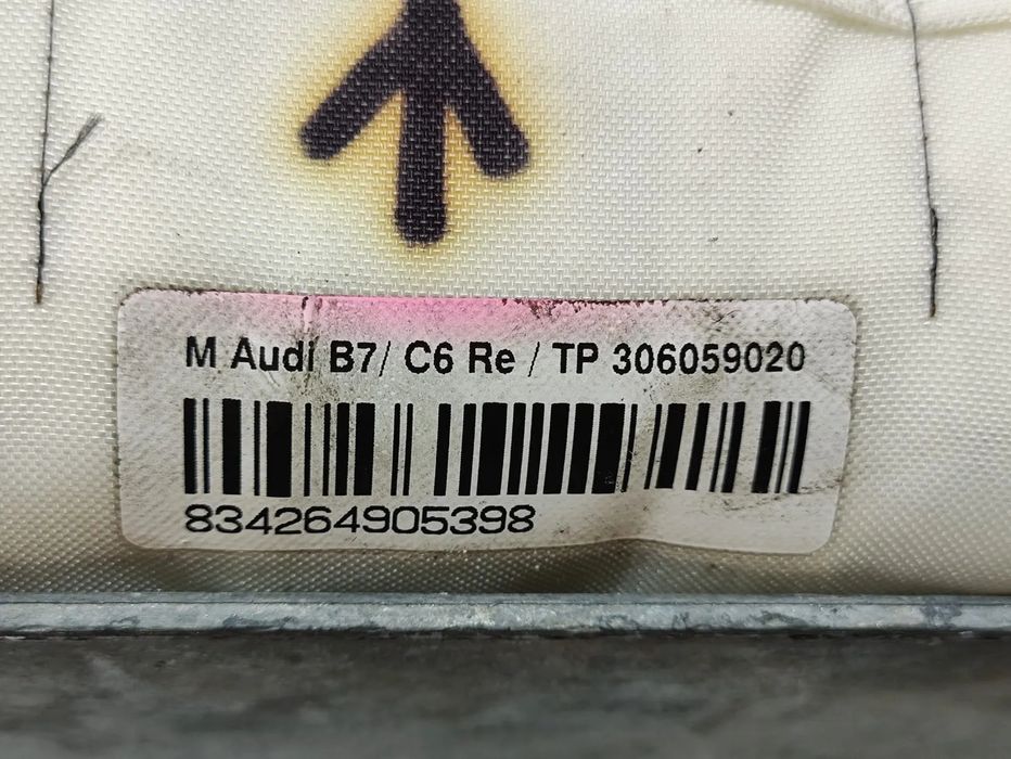 TERCEIRO STOP ORIGINAL AUDI A3 (8P)