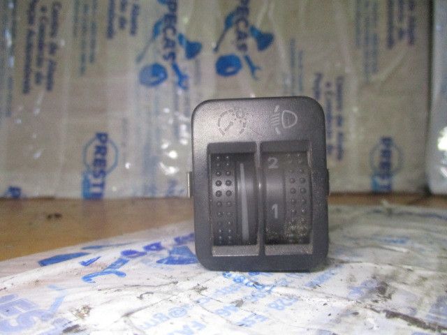 Botão / interruptor de luzes VOLKSWAGEN Bora (1J2)