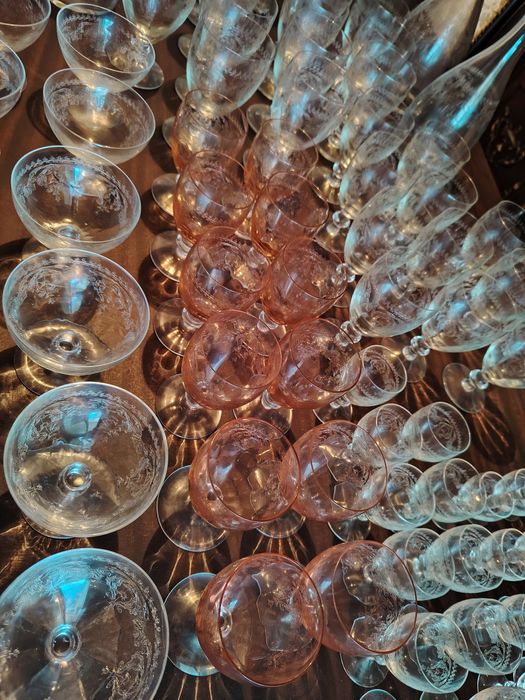 Serviço de Copos de Cristal Composto por 75 Peças