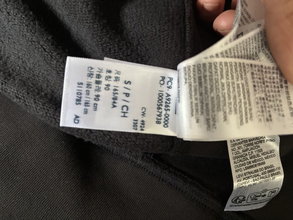 Худі    Levis.  S. М.  Л.    ZIP. Оригінал