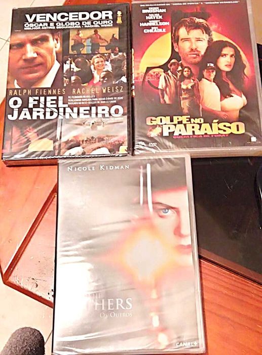 Lote de 17 DVDs – 9 selados + 8 em ótimo estado