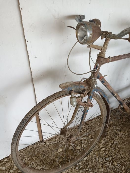 Bicicleta Pasteleira para restauro