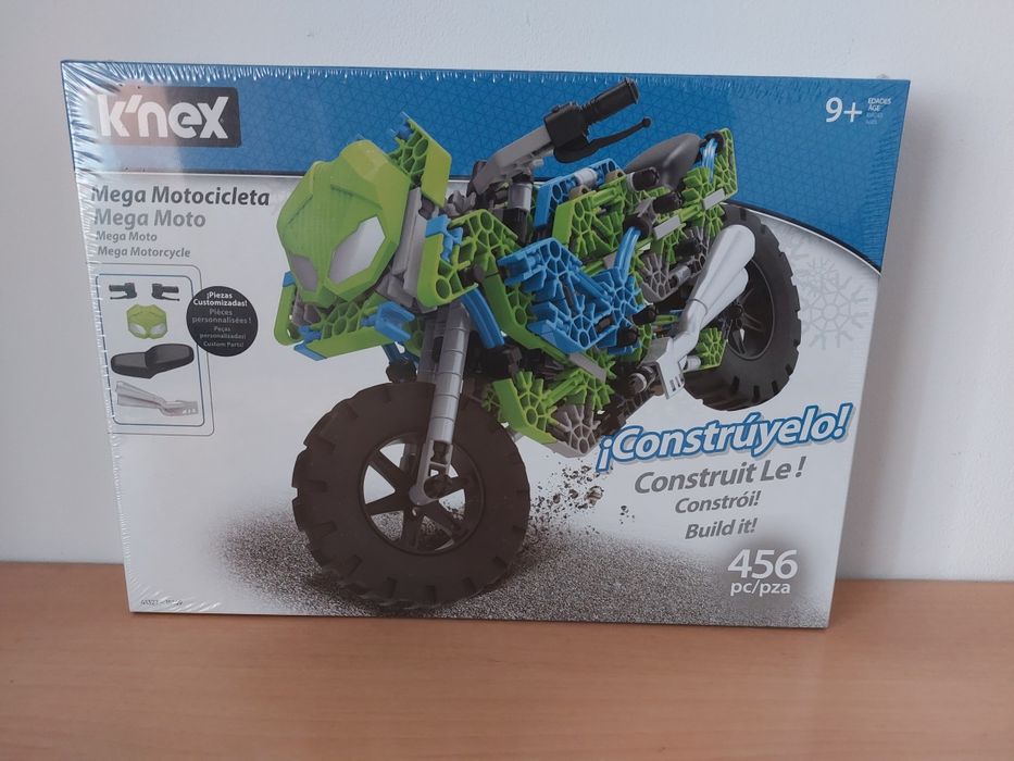 BRAND NEW and SEALED - Knex Mega Moto 456 Pieces