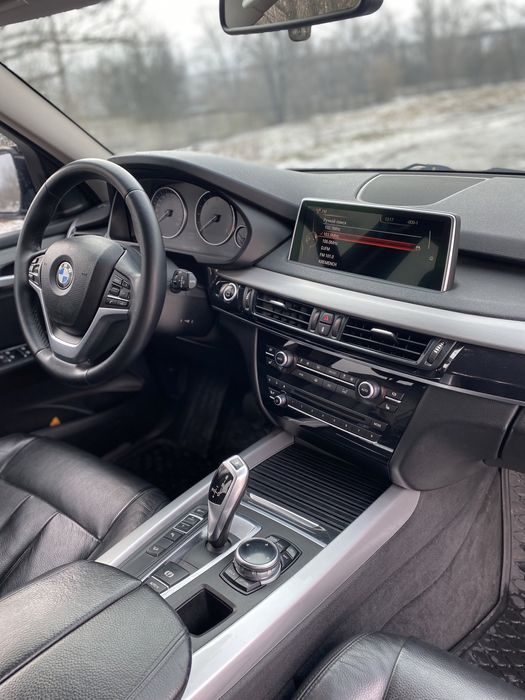 Продам бмв  х5 европа