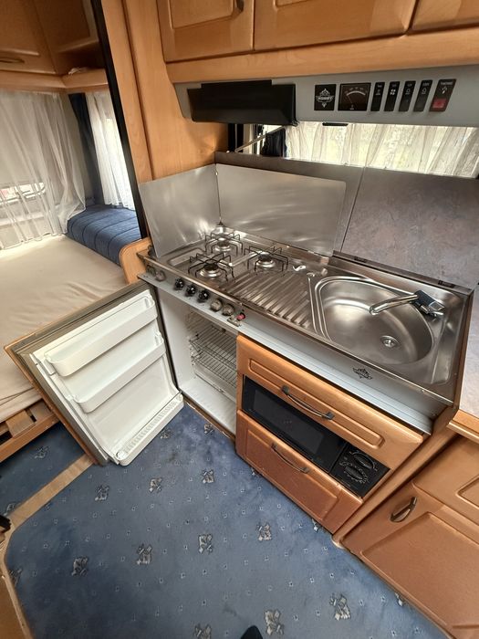 Hobby 460 Stacjonarna na działke budowe Sucha Szczelna 4 os Prysznic