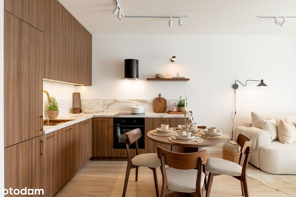 Idealne M2 | 51m2 | 3 pokoje |wysoki standard |zabudowy stolarz|balkon