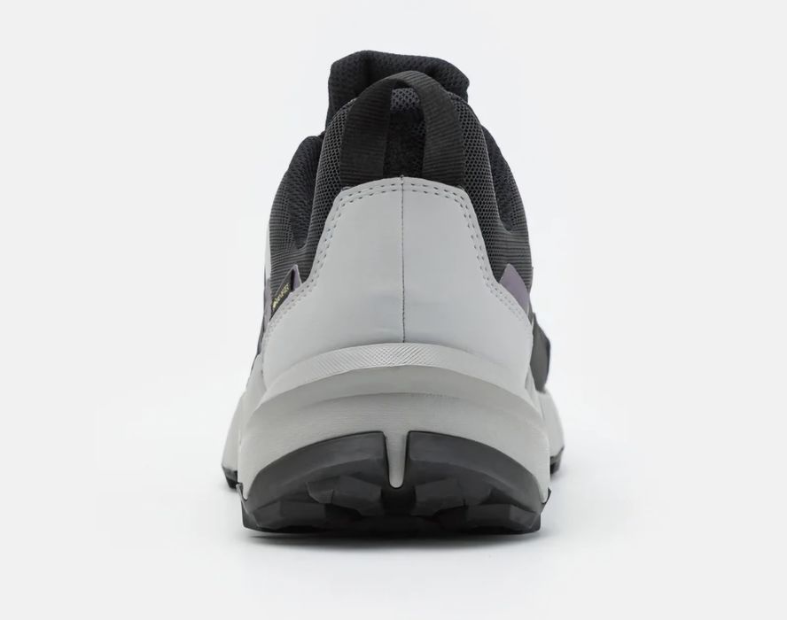 Nowe buty hikingowe TERREX AX4 GORE TEX 42