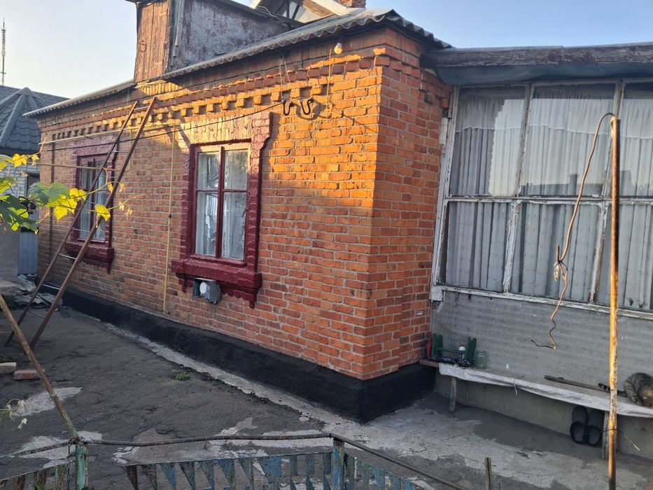 Продам будинок .