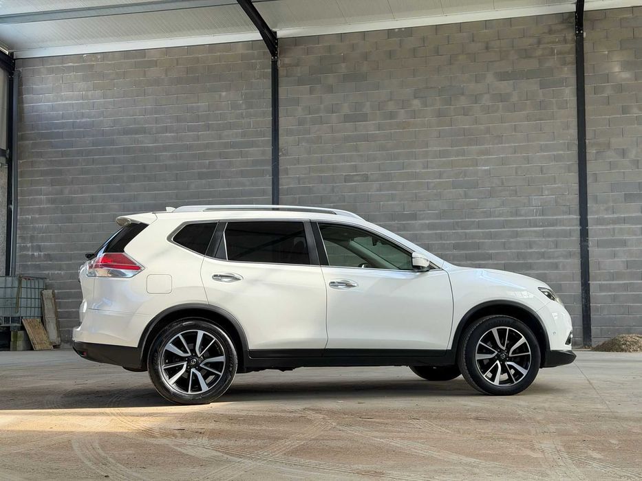 Nissan X-Trail 1.6 dCi Full Extras
