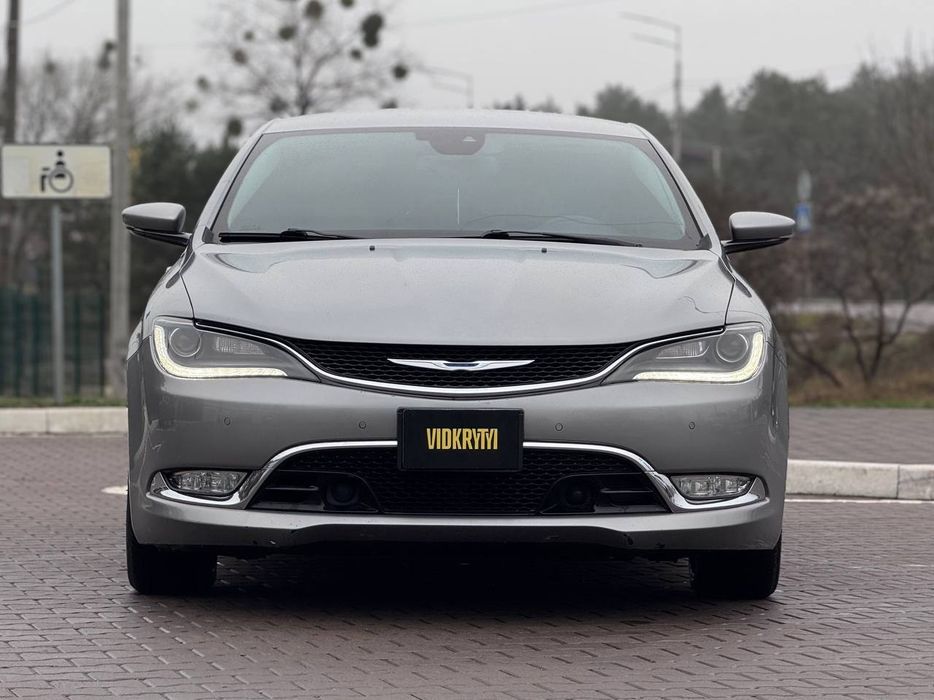 Chrysler 200 2014 року, 3,6 газ/бензин, автомат, передній привід,182т.