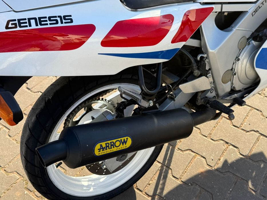 Yamaha FZR 600 Genesis | Clássica Rara Anos 90 | Estado Impecável