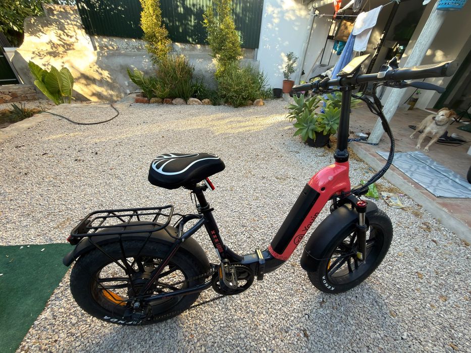 Bicicleta elétrica roda grossa