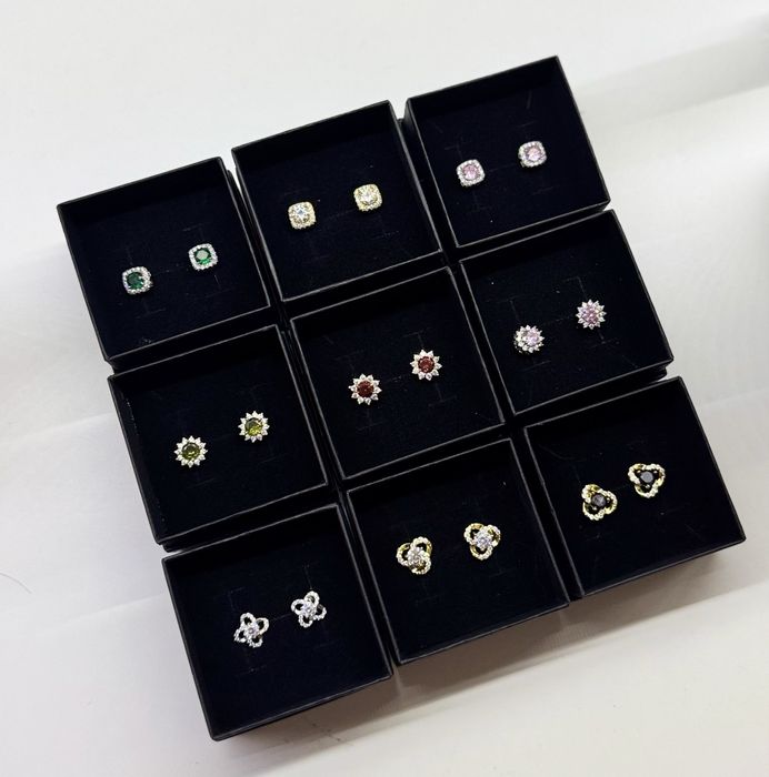 Kolczyki wkrętki ze stali różne rozdaje sztyfty duży zestaw damskie