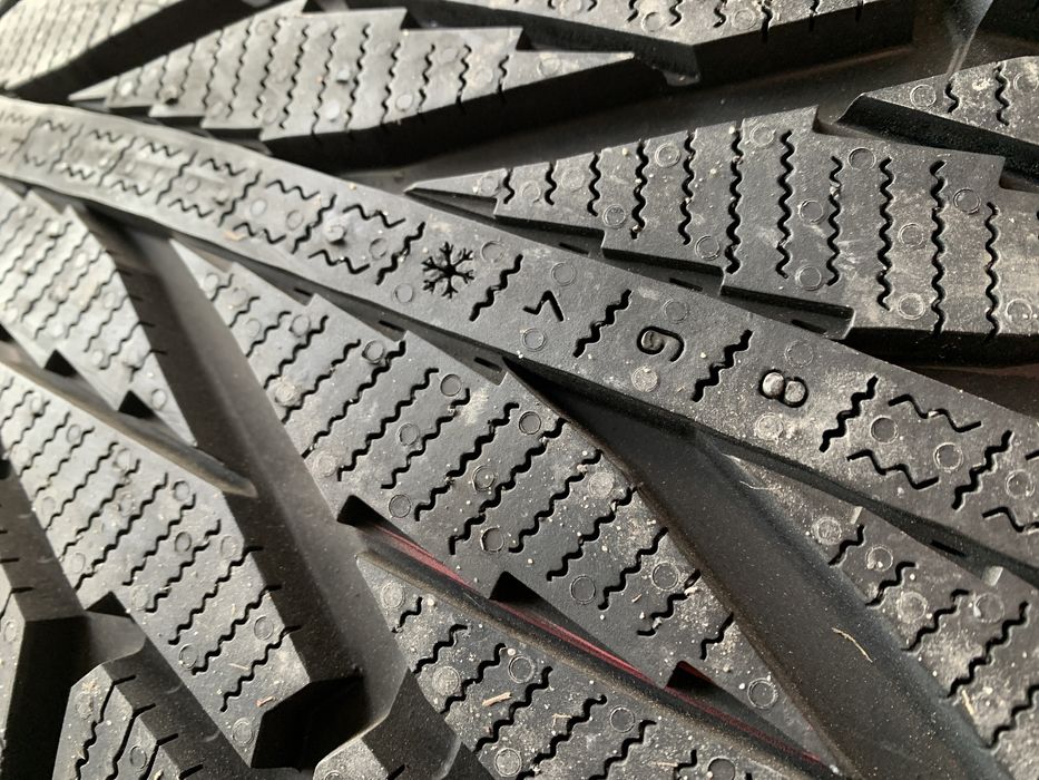 (8шт) нові 275/65R18 Nokian Hakkapeliitta R2 SUV (116R) зимові шини