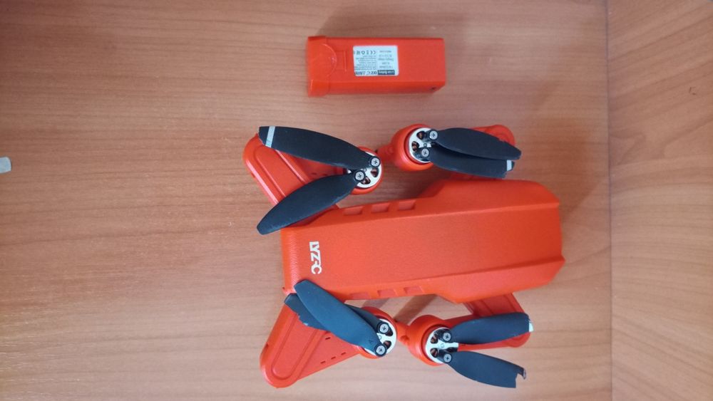 Продається дрон  L900 pro