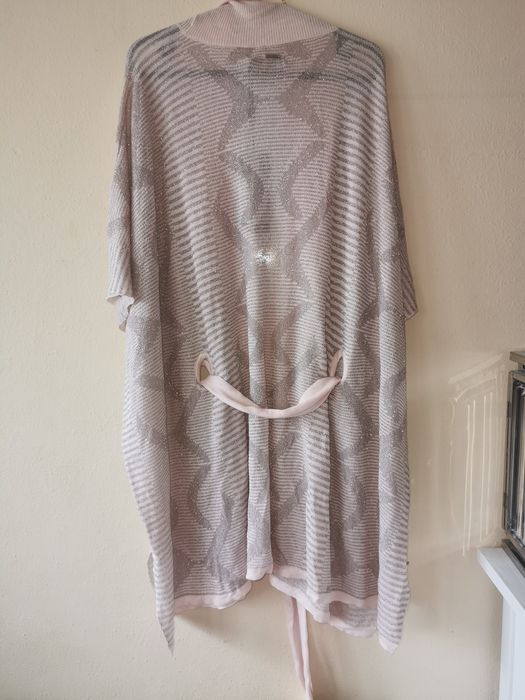 Sweter narzutka Monnari