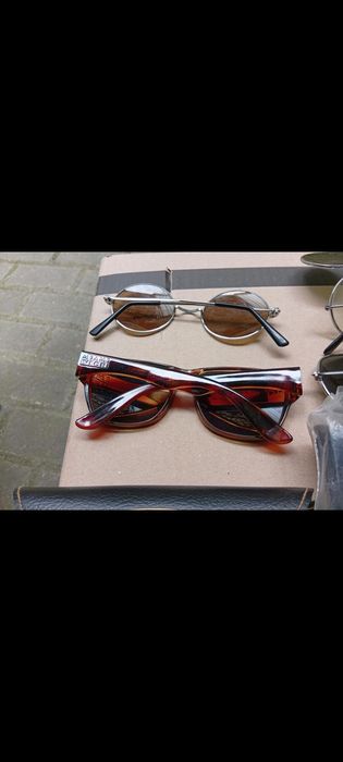 Okulary przeciwsłoneczne używane, zestaw