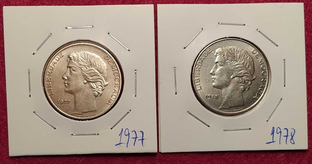 Portugal - 2 moedas de 25 escudos de 1977 e 1978
