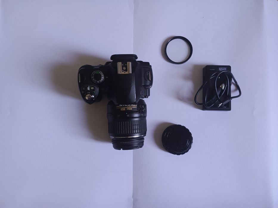 Nikon D40 z obiektywem