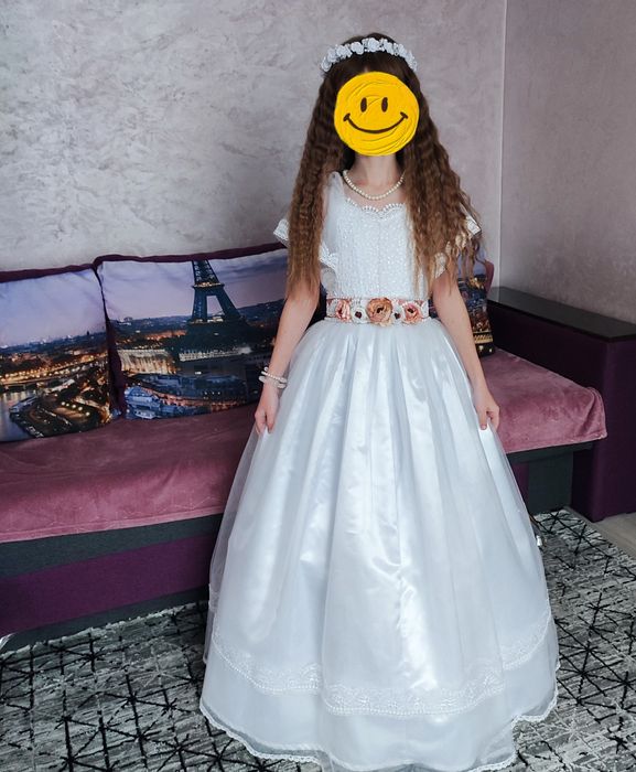 Плаття біле пишне на перше причастя
