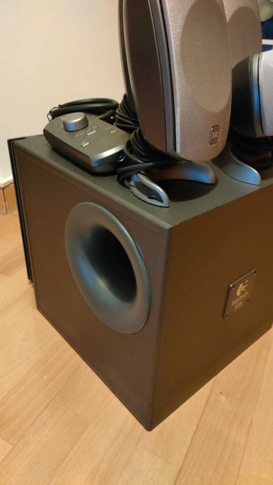 Homecinema 5.1 Logitech THX Z-5300 Surround