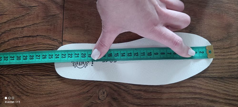 Жіночі кеди нові