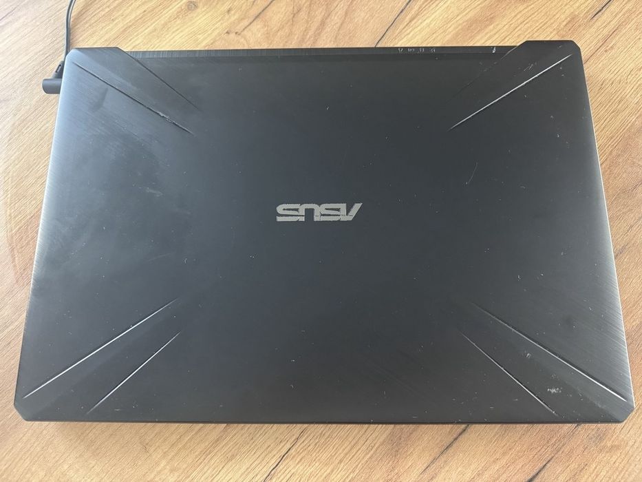ASUS TUF Gaming FX705D