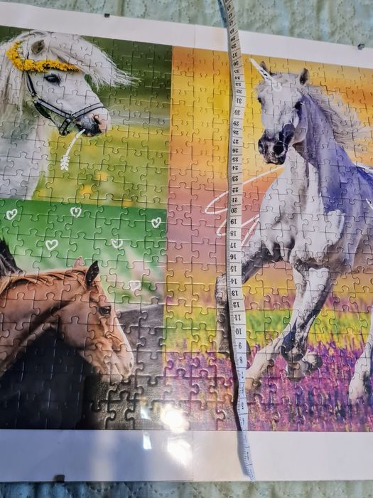 Puzzle konie z antyramą 40 x 50 cm