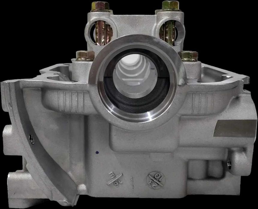 Головка блоку циліндрів (ГБЦ) Mitsubishi Lancer 4G64 Hyundai Grace 2.4 G4CS CAM MD099389