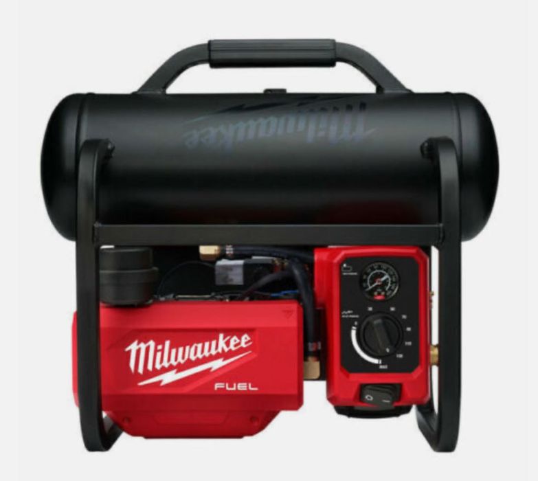 Компактний акумуляторний компресор MILWAUKEE 2840-20 M18 FUEL FAC-0