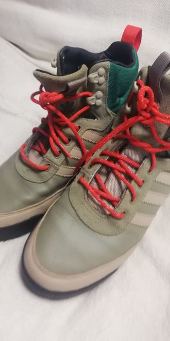 Botas adidas Novas em.pele