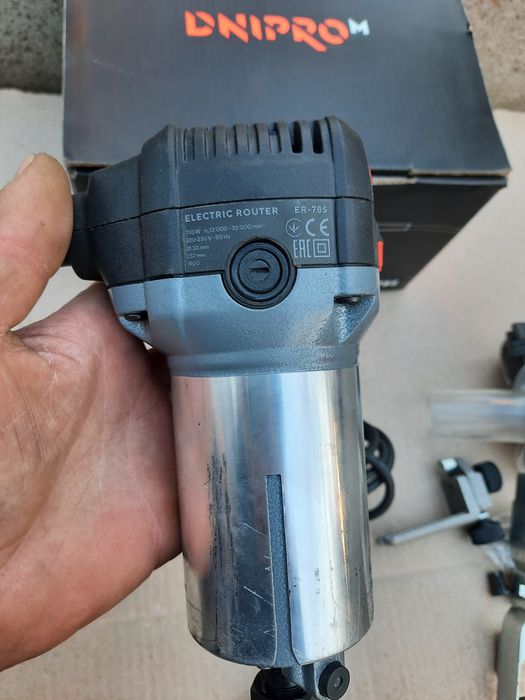 Фрезер DNIPRO-M ER-78S,710 вт