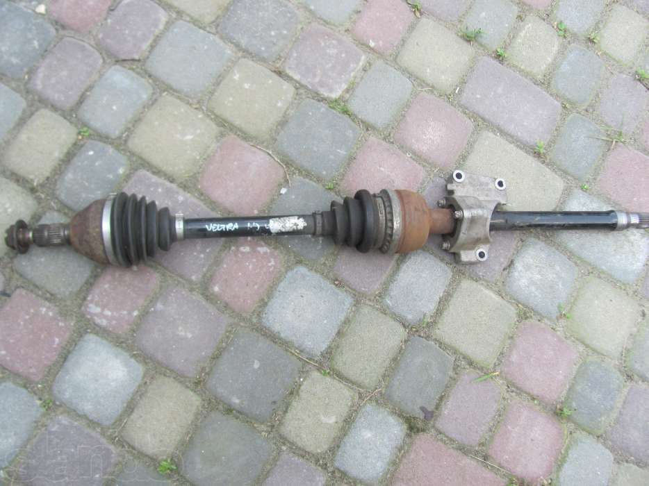 Полуось правая Opel Astra H Z19DTH Vectra C Zafira B 13124679 привід