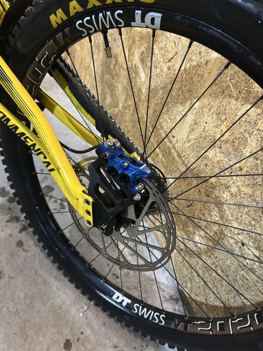 Commencal v4 supreme 2017