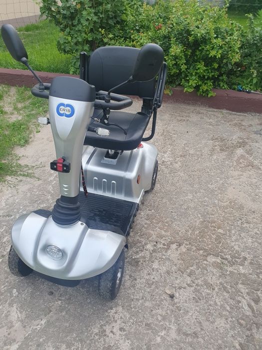 Sprzedam wózek inwalidzki elektryczny