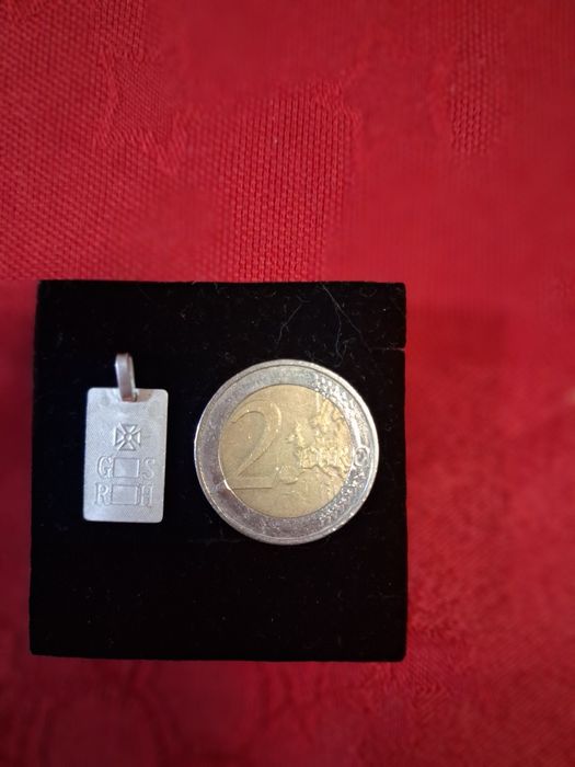 Pendentes em prata de signos